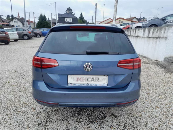 Volkswagen Passat Variant 2.0 TDI 110KW - foto 6