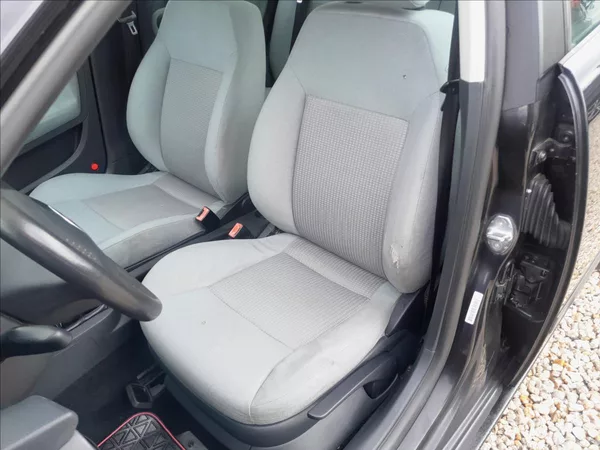 Seat Ibiza 1,4i16V - foto 19