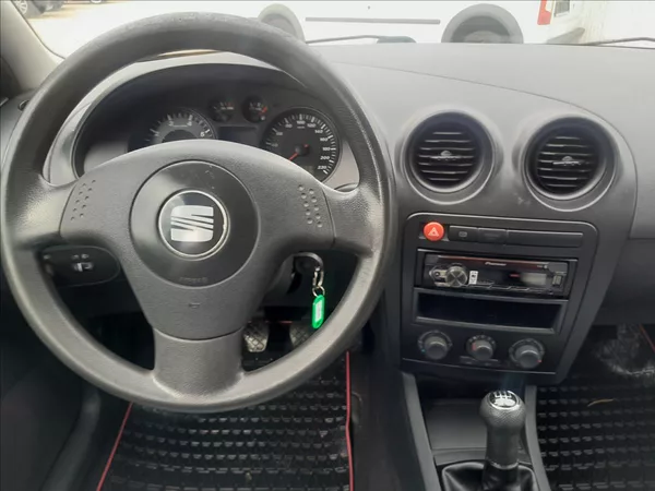 Seat Ibiza 1,4i16V - foto 34