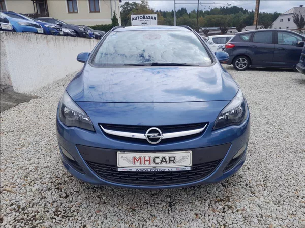 Opel Astra 1,6 TDCI 100kW SPORTS TOURER - foto 2
