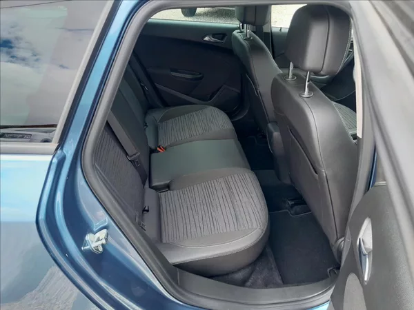 Opel Astra 1,6 TDCI 100kW SPORTS TOURER - foto 26