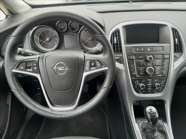 Opel Astra 1,6 TDCI 100kW SPORTS TOURER - foto 34
