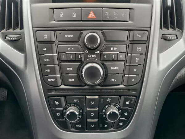 Opel Astra 1,6 TDCI 100kW SPORTS TOURER - foto 35