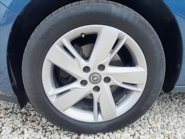 Opel Astra 1,6 TDCI 100kW SPORTS TOURER - foto 45