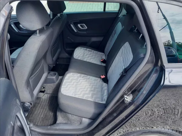 Škoda Fabia II 1.2 i 51kW KOMBI - foto 20