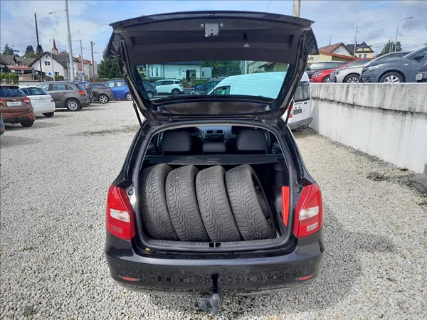 Škoda Fabia II 1.2 i 51kW KOMBI - foto 23