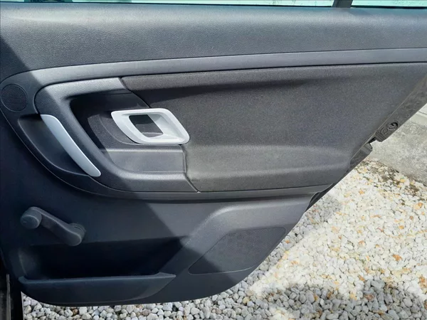 Škoda Fabia II 1.2 i 51kW KOMBI - foto 28