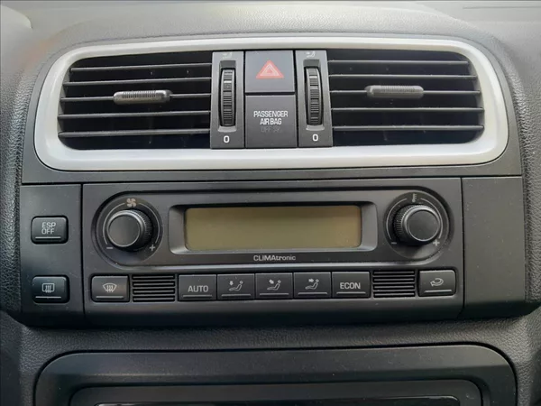 Škoda Fabia II 1.2 i 51kW KOMBI - foto 35