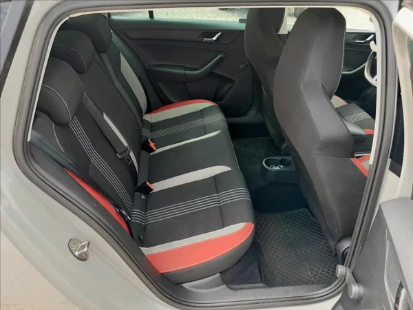 Škoda Rapid 1.2 TSi 81kW MONTE CARLO - foto 28