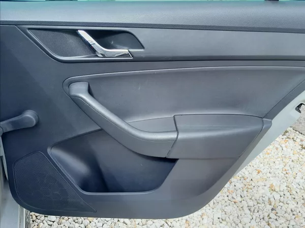 Škoda Rapid 1.2 TSi 81kW MONTE CARLO - foto 30