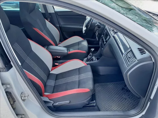 Škoda Rapid 1.2 TSi 81kW MONTE CARLO - foto 31