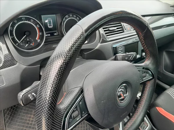 Škoda Rapid 1.2 TSi 81kW MONTE CARLO - foto 42