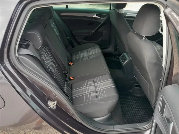Volkswagen Golf VII 1,2 TSI 81kW LOUNGE - foto 28