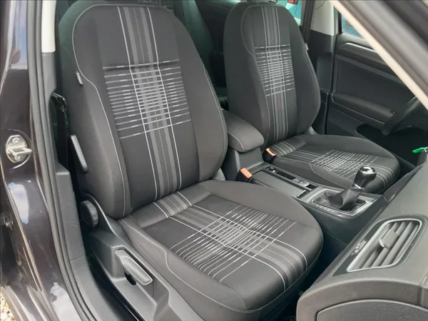 Volkswagen Golf VII 1,2 TSI 81kW LOUNGE - foto 32