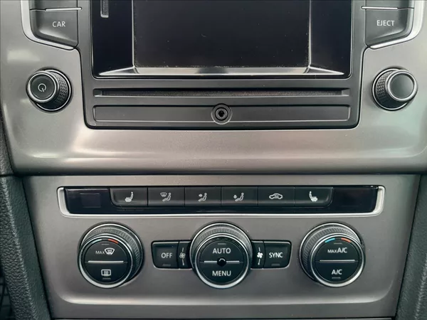Volkswagen Golf VII 1,2 TSI 81kW LOUNGE - foto 38