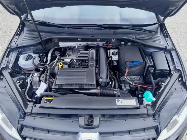 Volkswagen Golf VII 1,2 TSI 81kW LOUNGE - foto 47
