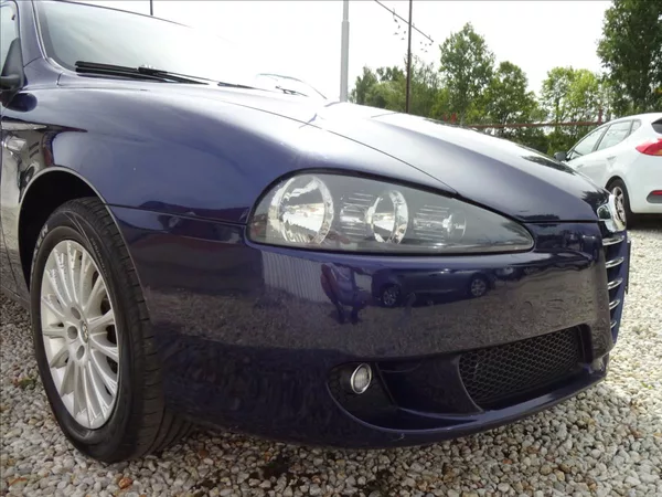 Alfa Romeo 147 1,9 JTD 110kW - foto 11