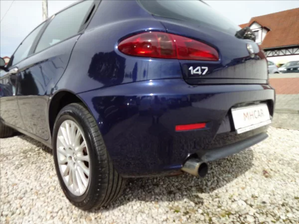 Alfa Romeo 147 1,9 JTD 110kW - foto 14
