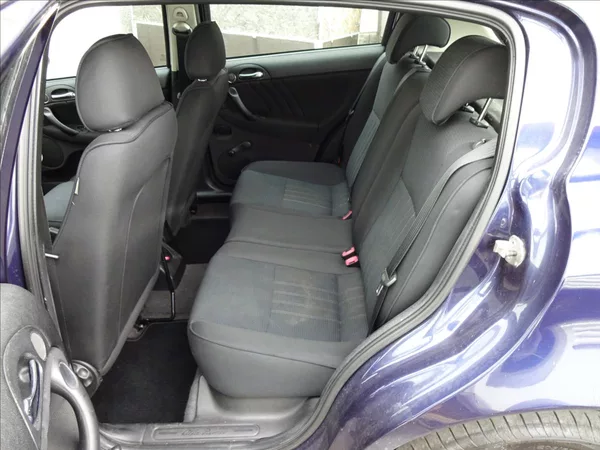 Alfa Romeo 147 1,9 JTD 110kW - foto 20
