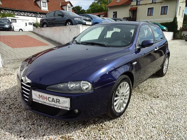Alfa Romeo 147 1,9 JTD 110kW - foto 3