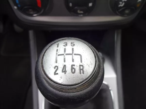 Alfa Romeo 147 1,9 JTD 110kW - foto 34