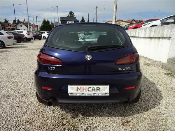 Alfa Romeo 147 1,9 JTD 110kW - foto 6