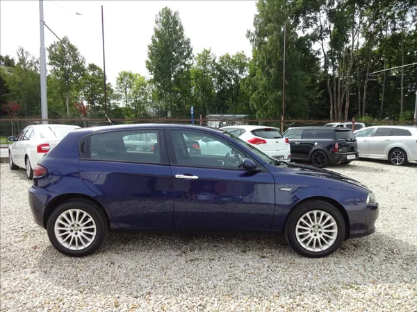 Alfa Romeo 147 1,9 JTD 110kW - foto 8