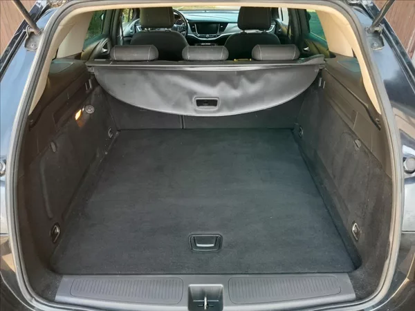 Opel Astra 1,6 CDTi 81kW - foto 26