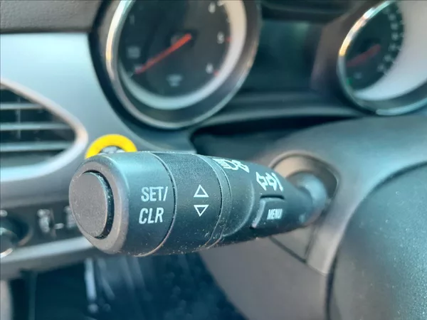Opel Astra 1,6 CDTi 81kW - foto 44
