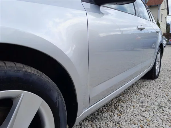 Škoda Octavia III FC 2,0 TDI 110kW - foto 13