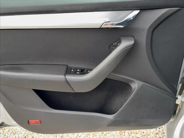 Škoda Octavia III FC 2,0 TDI 110kW - foto 18