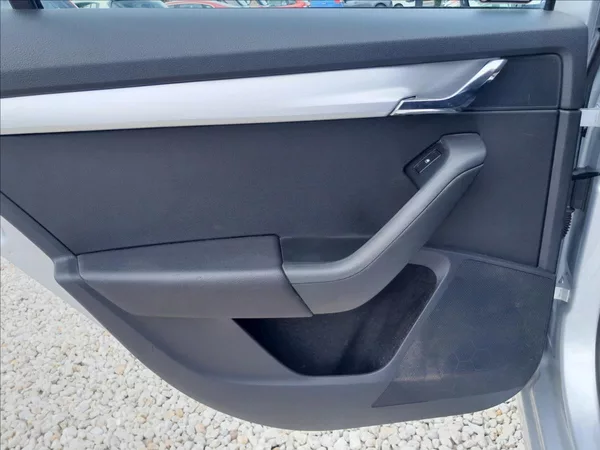 Škoda Octavia III FC 2,0 TDI 110kW - foto 23