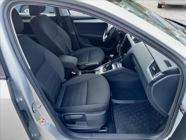Škoda Octavia III FC 2,0 TDI 110kW - foto 29