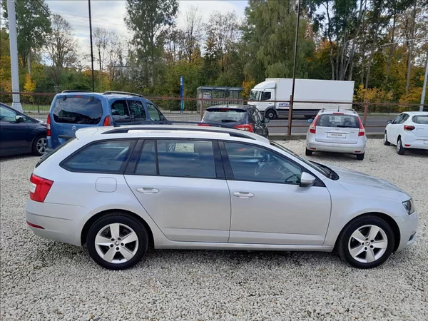 Škoda Octavia III FC 2,0 TDI 110kW - foto 8