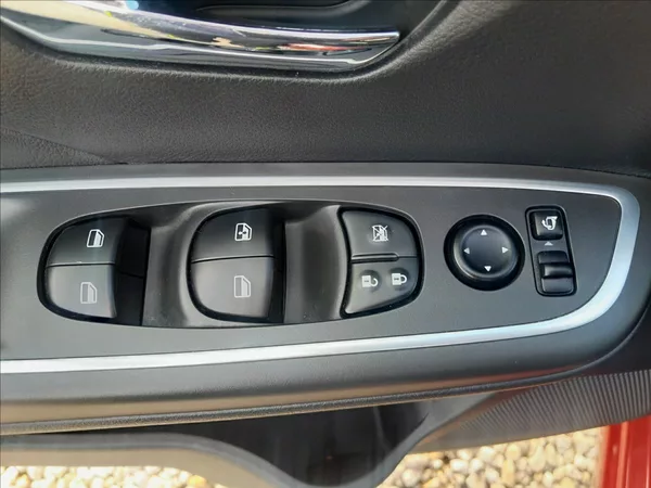 Nissan Micra 1,0i 86kW N SPORT - foto 19