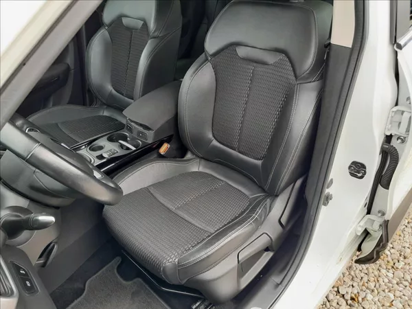 Renault Kadjar 1,2 TCe 96kW LIMITED - foto 17