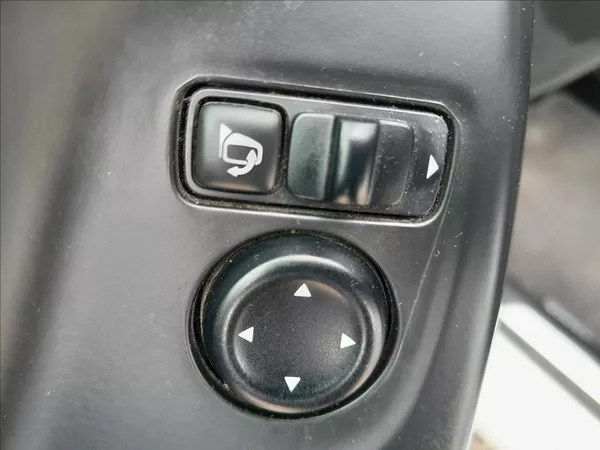 Renault Kadjar 1,2 TCe 96kW LIMITED - foto 20