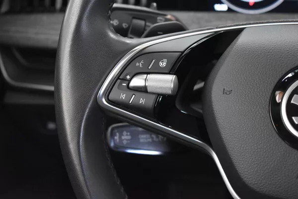 Škoda Superb TDI 142kW 4x4*TAŽNÉ*DPH*ČR 1.M - foto 20