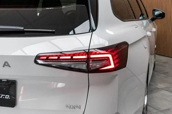 Škoda Superb TDI 142kW 4x4*TAŽNÉ*DPH*ČR 1.M - foto 41