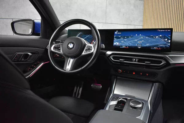 BMW Řada 3 320 xD ///M*TAŽNÉ*ČR*MOD 2023 - foto 9