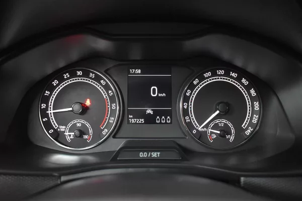 Škoda Scala 1.6 TDI 85kW ACC*Mirror Link* - foto 17