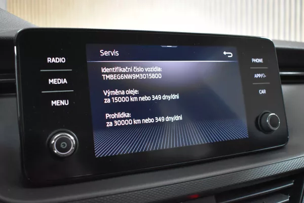 Škoda Scala 1.6 TDI 85kW ACC*Mirror Link* - foto 24