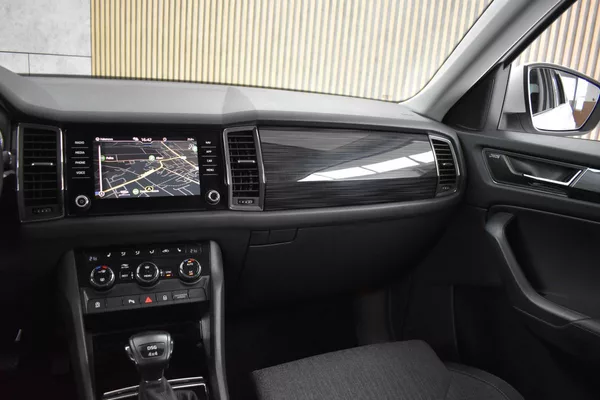 Škoda Kodiaq 2.0 TDI 4x4*STYLE*TAŽNÉ*ČR 1.M - foto 10