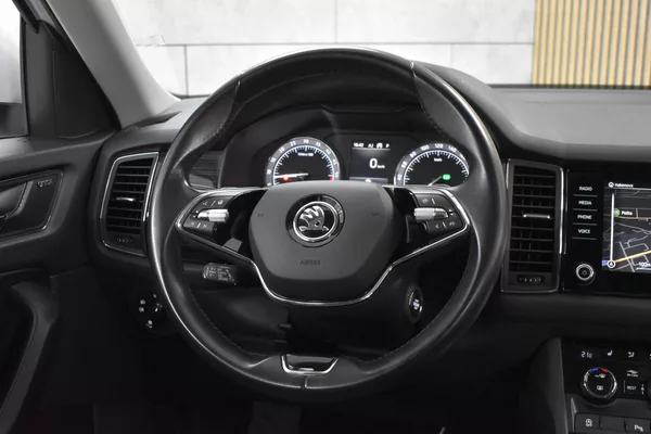 Škoda Kodiaq 2.0 TDI 4x4*STYLE*TAŽNÉ*ČR 1.M - foto 23