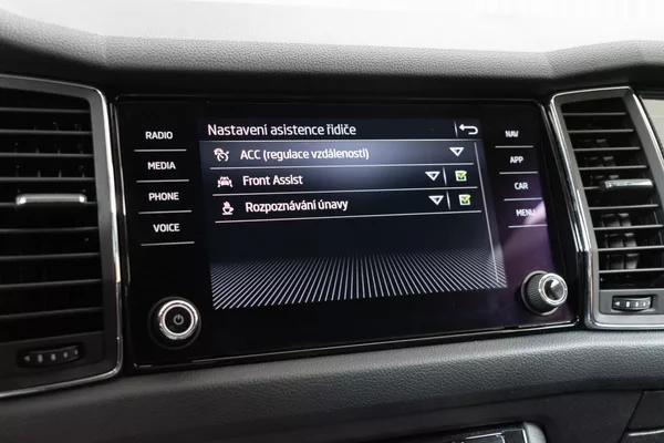 Škoda Kodiaq 2.0 TDI 4x4*STYLE*TAŽNÉ*ČR 1.M - foto 36