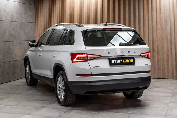 Škoda Kodiaq 2.0 TDI 4x4*STYLE*TAŽNÉ*ČR 1.M - foto 4
