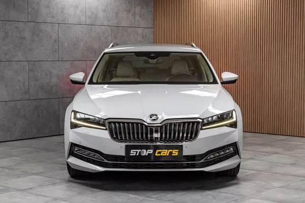 Škoda Superb TDI 147kW 4x4*L&K*TAŽNÉ*ČR 1.M - foto 3