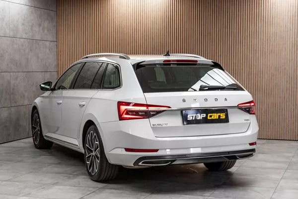 Škoda Superb TDI 147kW 4x4*L&K*TAŽNÉ*ČR 1.M - foto 5