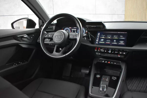 Audi A3 30 TFSi SPORT*AUTOMAT*DPH* - foto 7