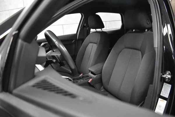 Audi A3 30 TFSi SPORT*AUTOMAT*DPH* - foto 8